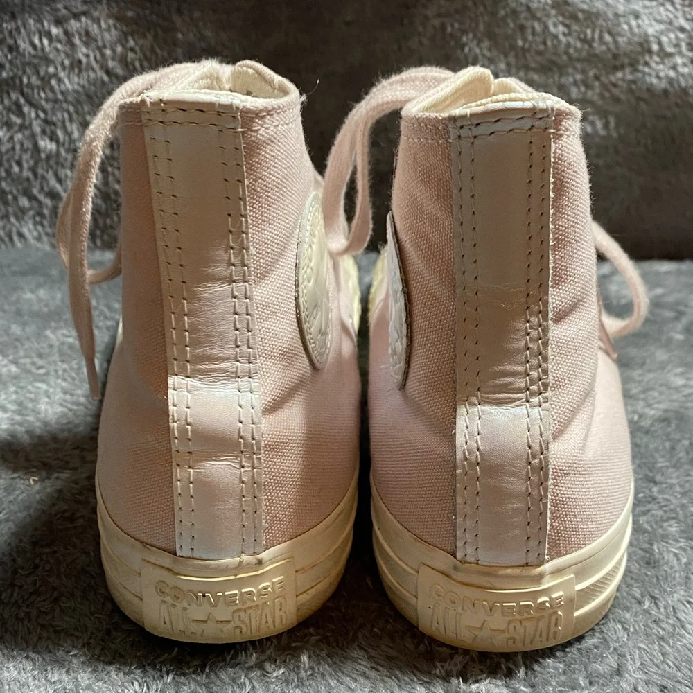 Pink converse - Picture 3 of 4